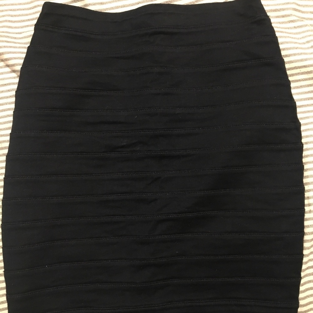 Express bodycon ruched pencil skirt NWOT